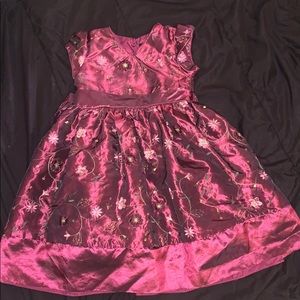 Girls dress